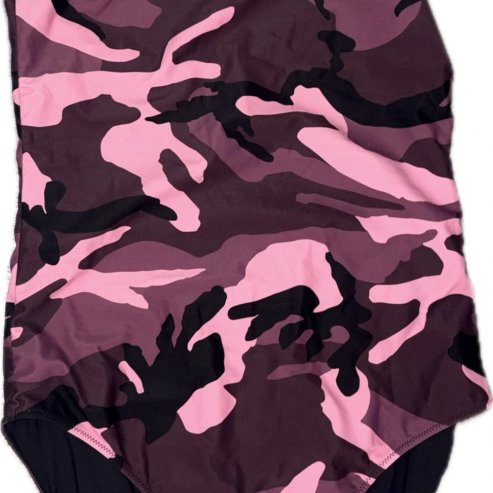 Balenciaga Black/pink one shoulder jersey camo New boutique swimsuit 🩱 - Picture 5 of 16